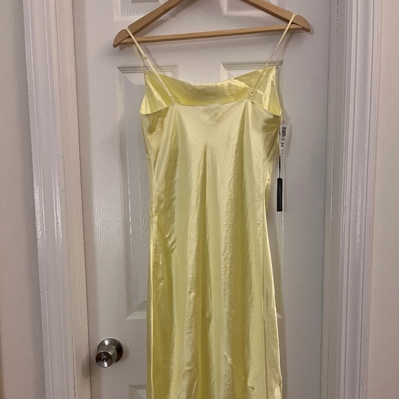 Aritzia Babaton yellow satin dress - Picture 2 of 8